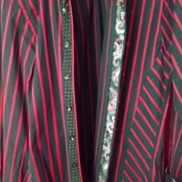 Au Noir, men's casual dress shirt, high-quality, Montréal-Canada based,embroided - Picture 3 of 6